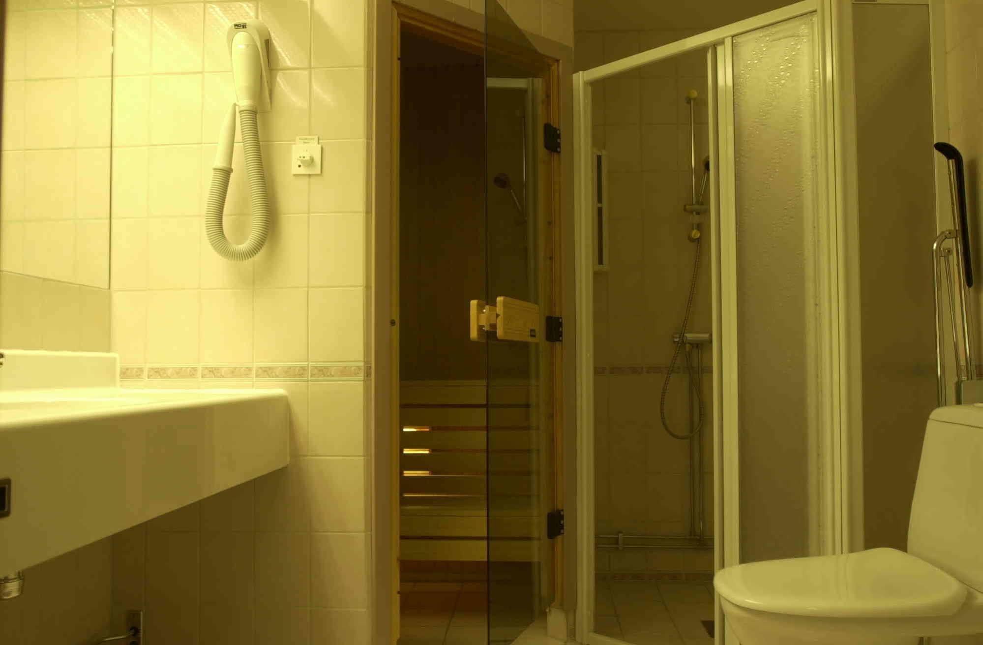 Hotell Valhall Каликс Экстерьер фото