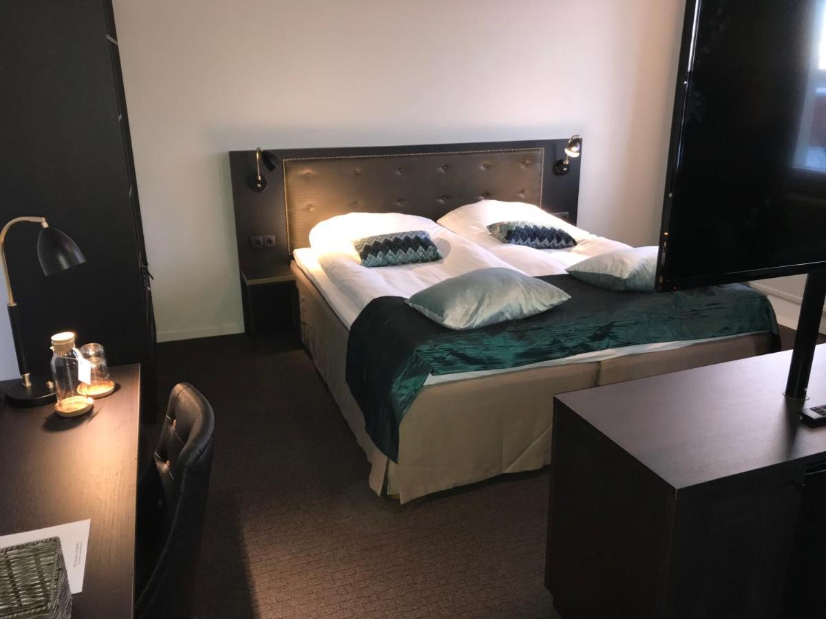 Hotell Valhall Каликс Экстерьер фото